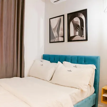 Durres Str Modern - The Nest Tirana