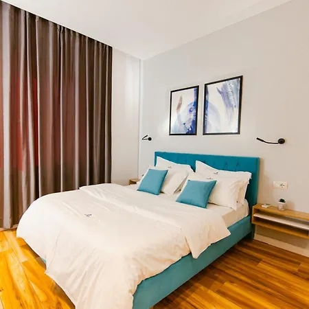 Durres Str Modern - The Nest Apartamento *