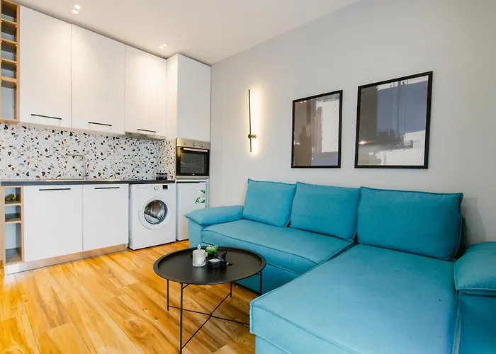 Durres Str Modern - The Nest Apartament *