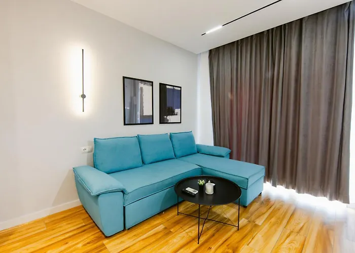 Durres Str Modern - The Nest アパート ティラナ
