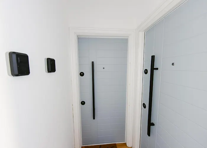 Durres Str Modern - The Nest Apartament *